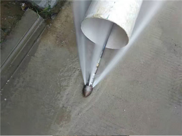 高壓清洗機在管道疏通清洗中的應用